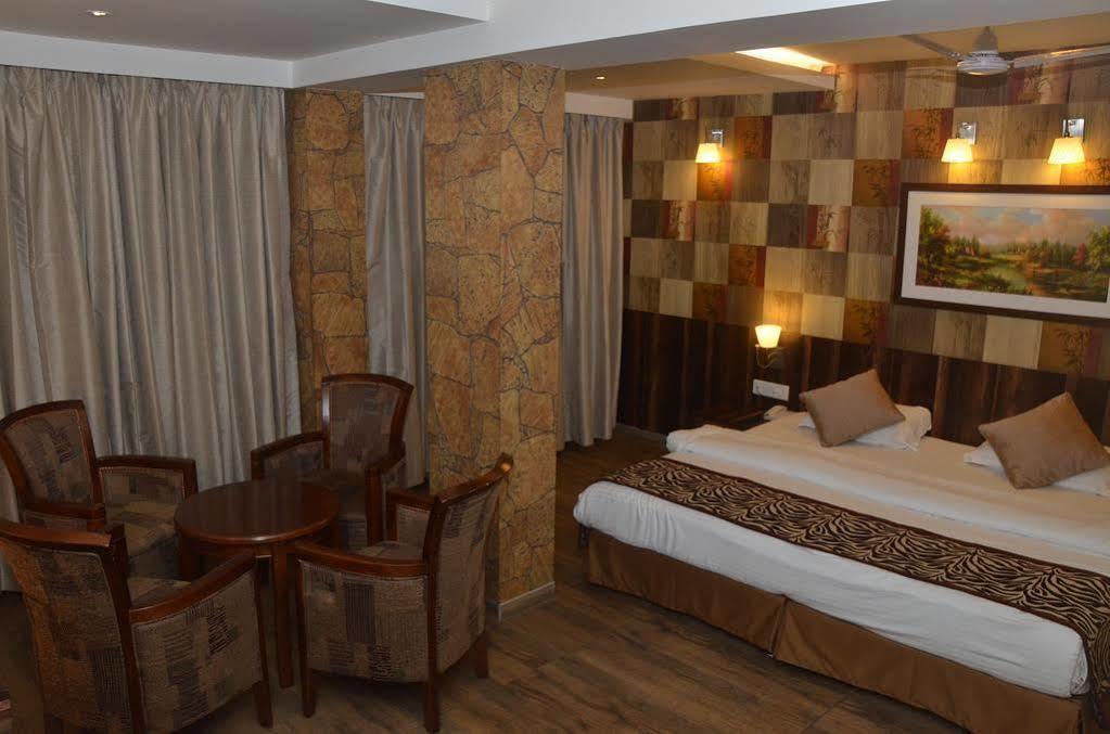 Hostel Mumbai By Maharana Inn Εξωτερικό φωτογραφία