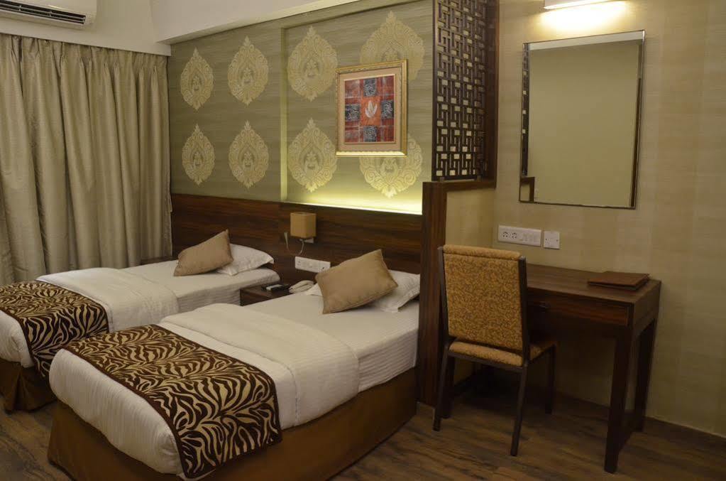 Hostel Mumbai By Maharana Inn Εξωτερικό φωτογραφία