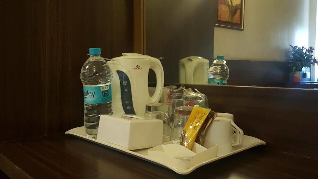 Hostel Mumbai By Maharana Inn Εξωτερικό φωτογραφία