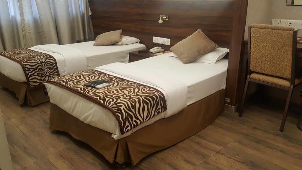 Hostel Mumbai By Maharana Inn Εξωτερικό φωτογραφία