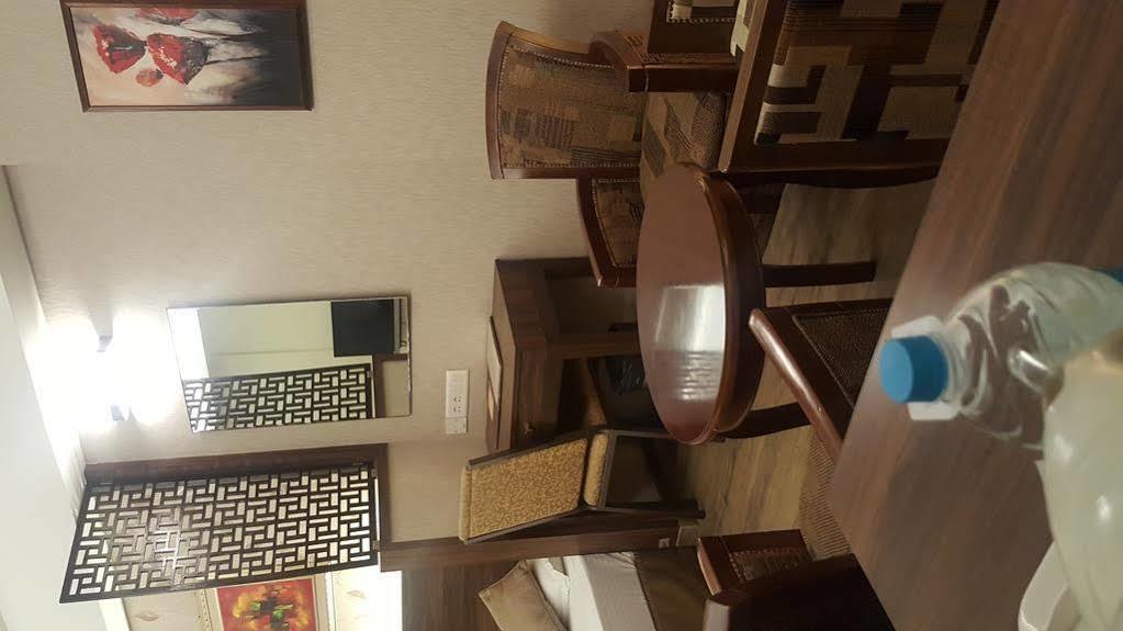Hostel Mumbai By Maharana Inn Εξωτερικό φωτογραφία